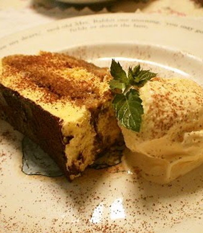 tiramisu cream cheese with saffron